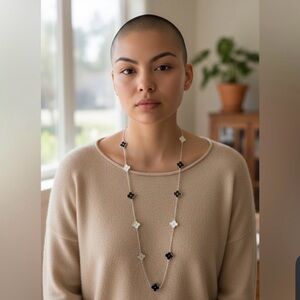 Elegant Black and White Floral Necklace